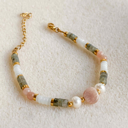 HÉCATE | Natural stones, freshwater pearls and gold-plated stainless steel