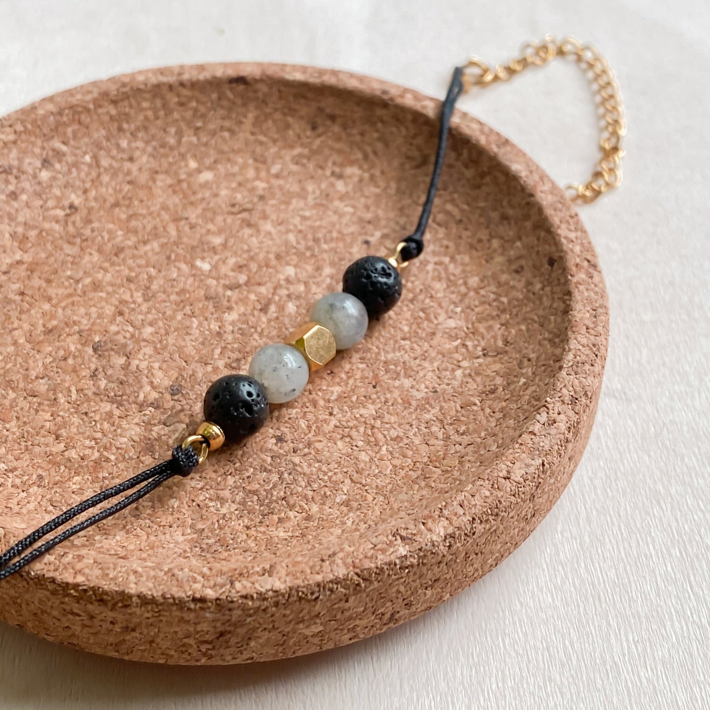 Cord bracelet essential oil diffuser | NOCTIS