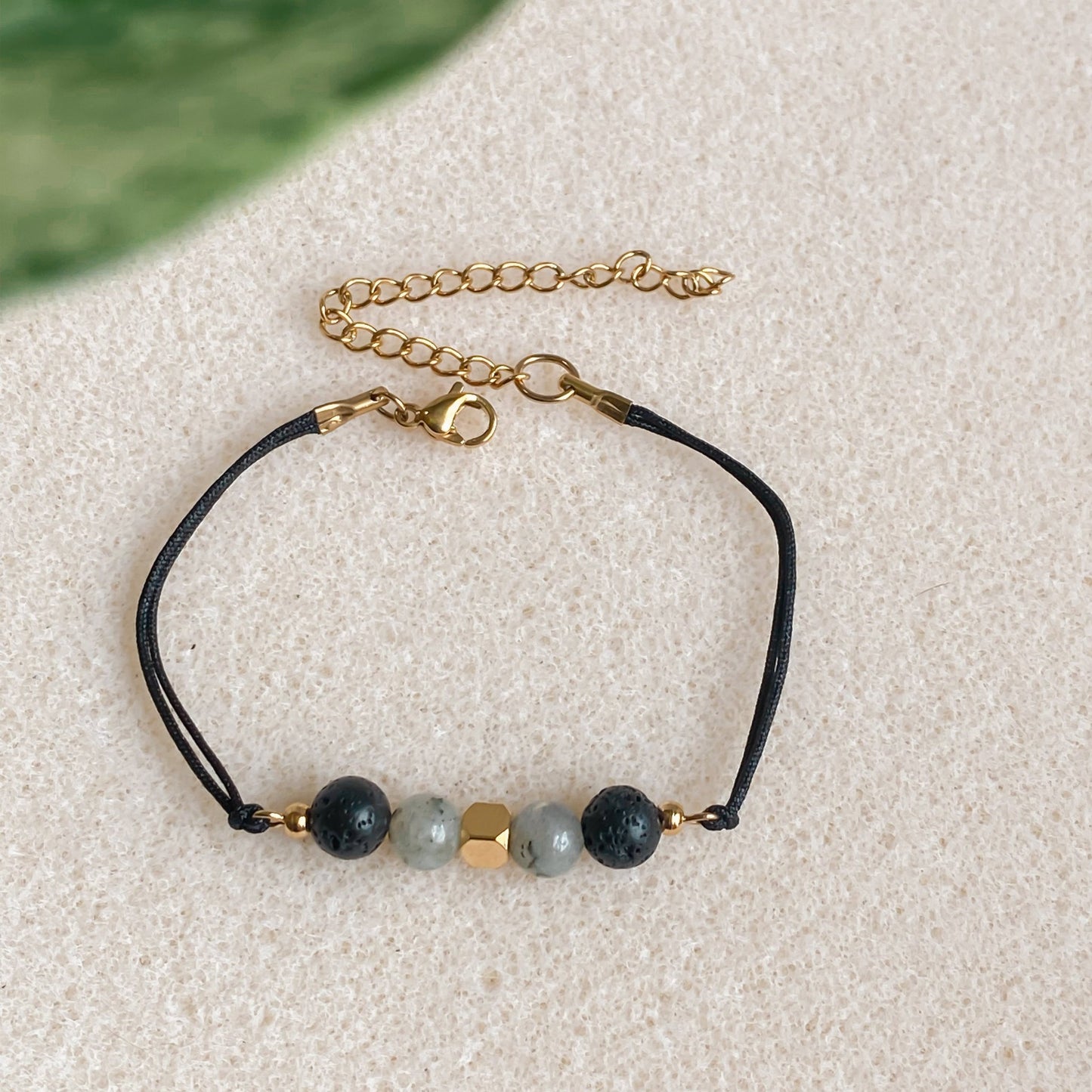 Cord bracelet essential oil diffuser | NOCTIS