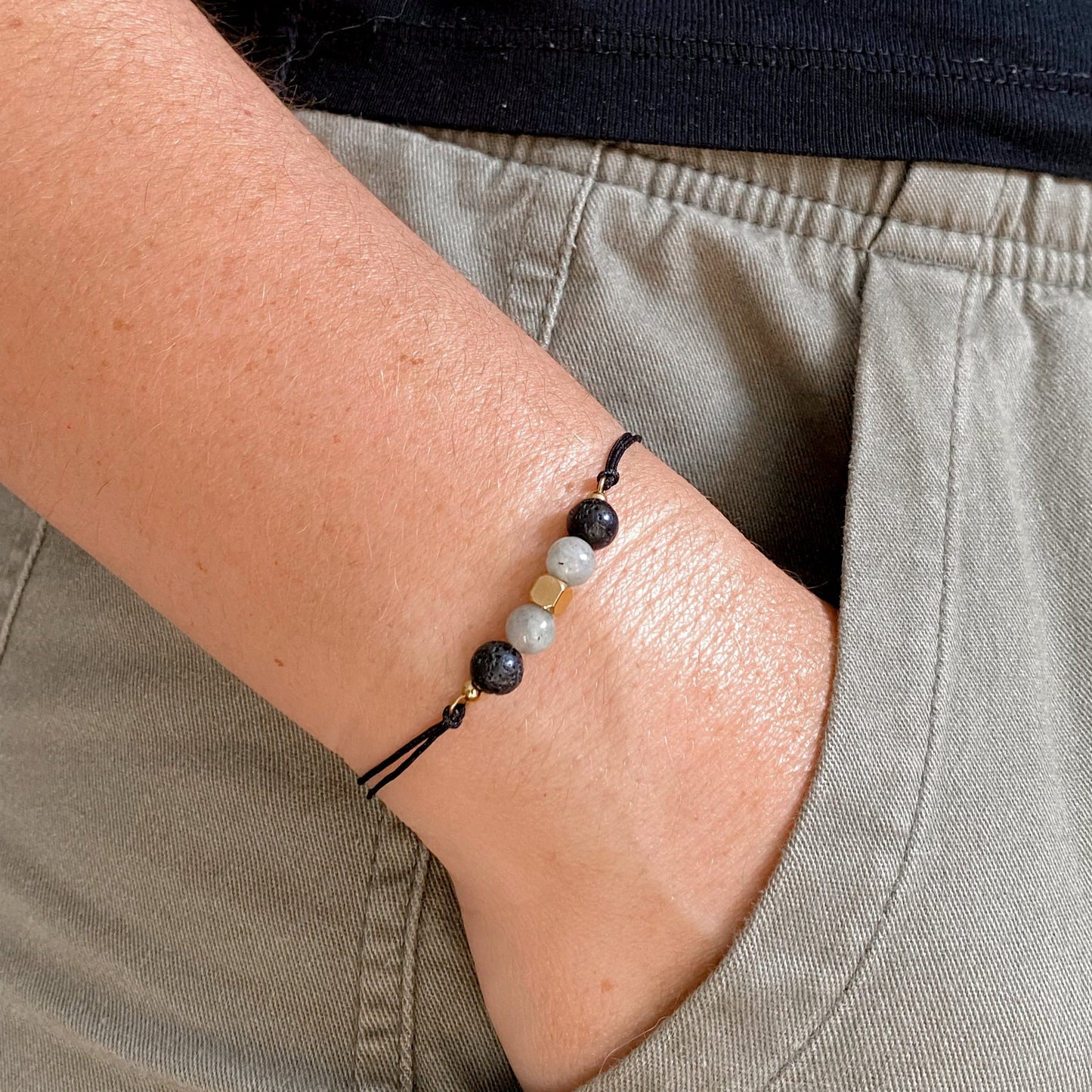 Cord bracelet essential oil diffuser | NOCTIS