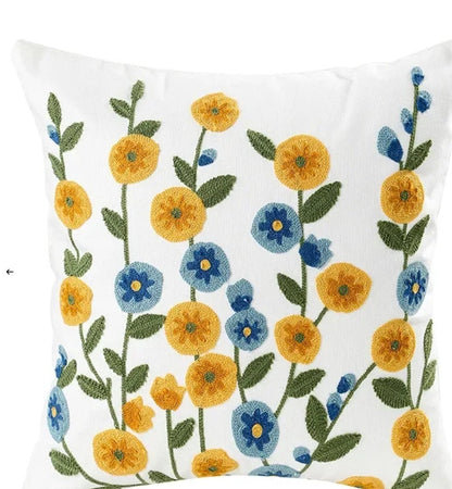 Housse de coussin décorative à broderies florales
