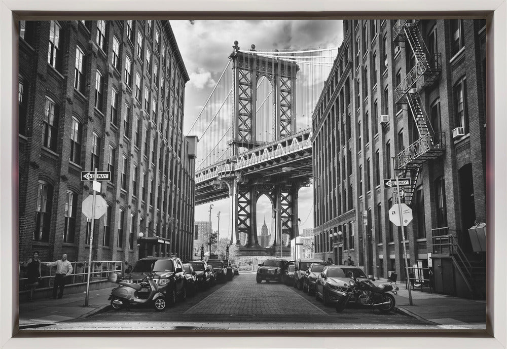 Aux États-Unis le pont de Brooklyn