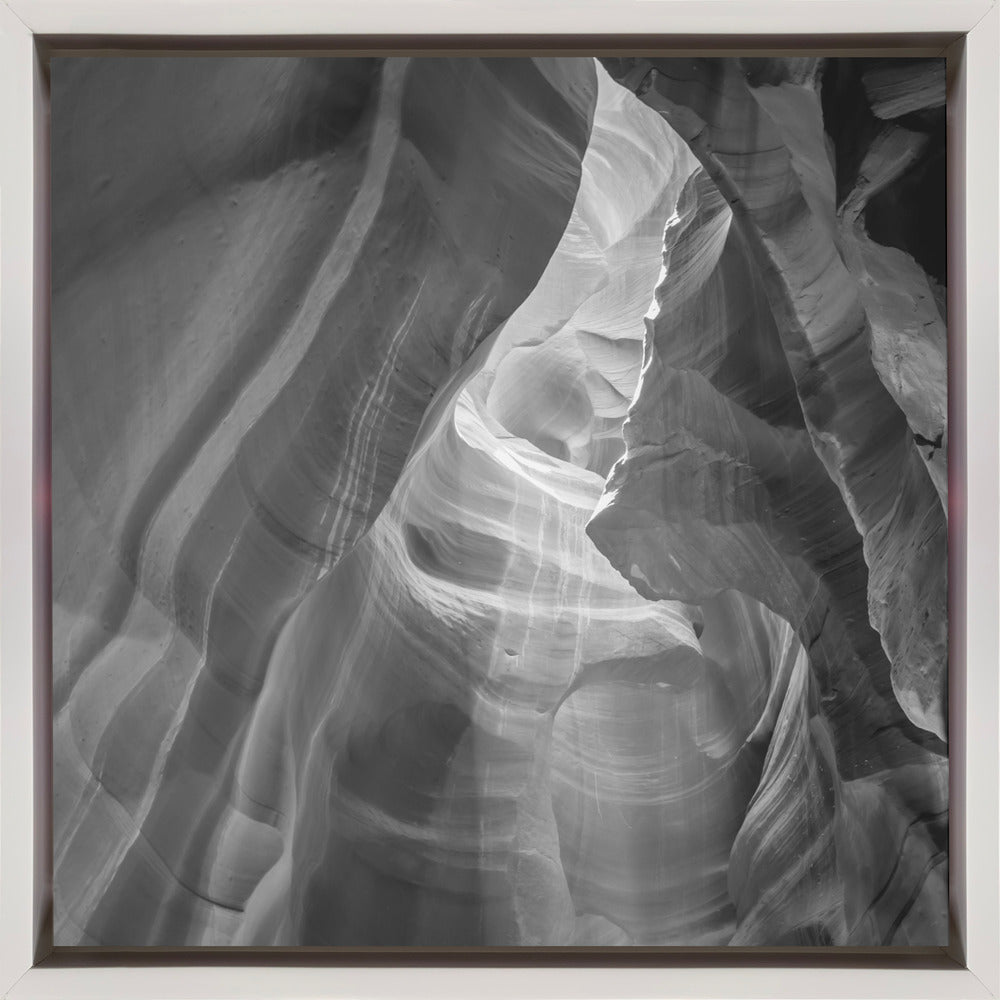Décoration murale MONOCHROME ANTELOPE CANYON Lumière du jour