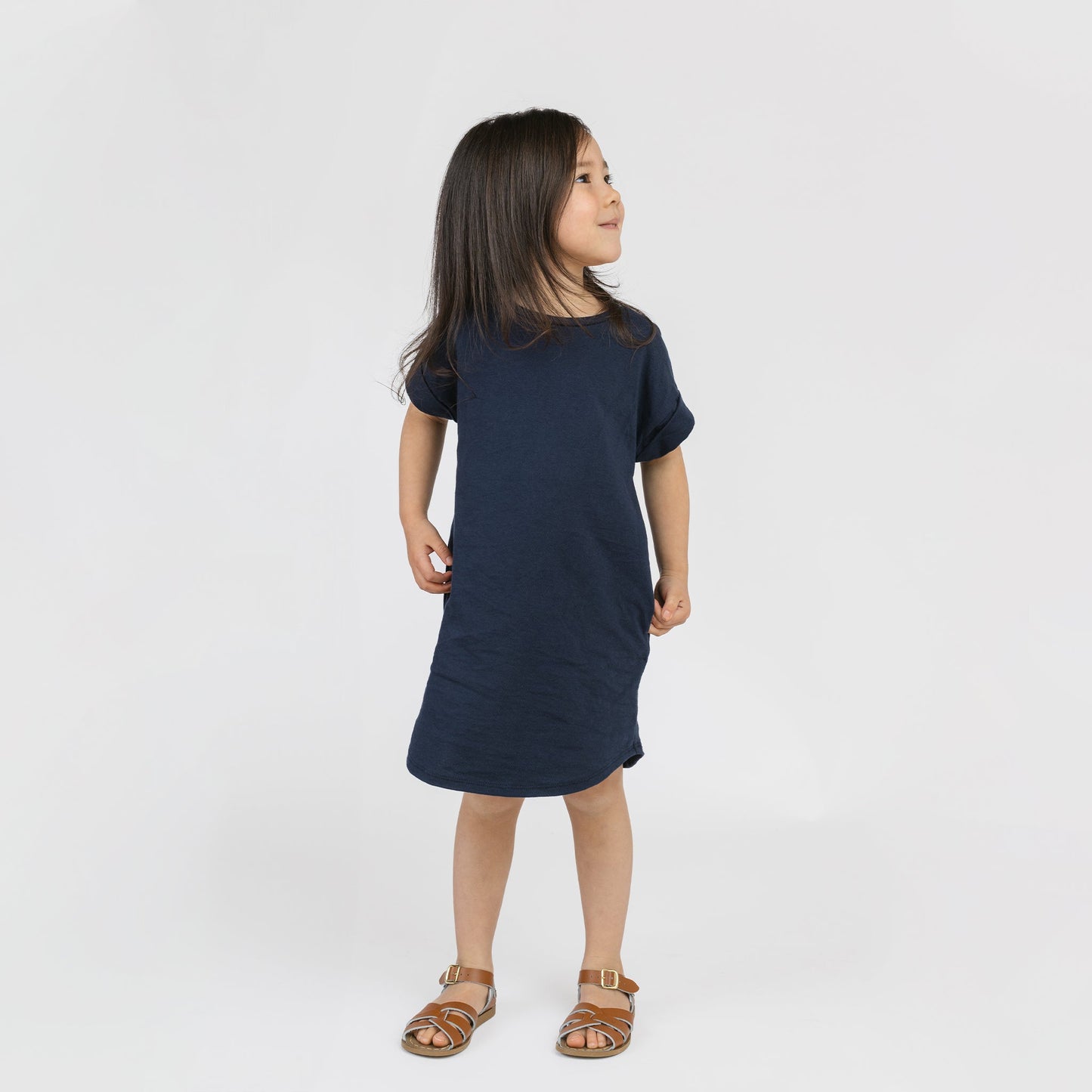 Robe nuage à manches retroussées