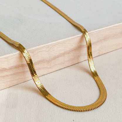 18K Gold Plated Stainless Steel Choker Necklace | CLEOPATRA