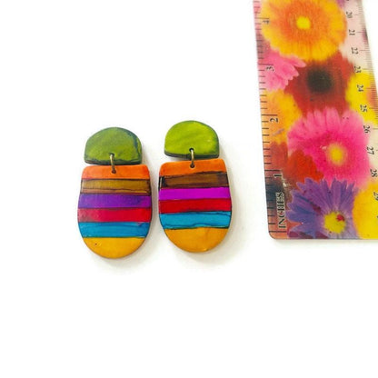 Boucles d'oreilles clip colorées à rayures