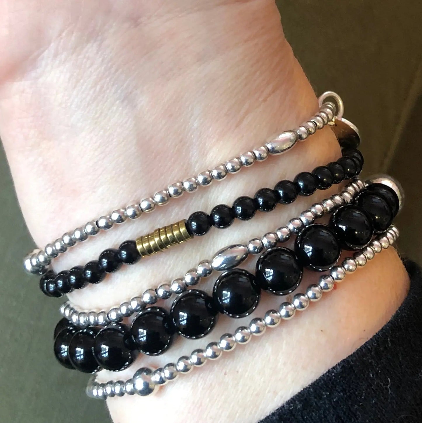 Pile de bracelets initiaux Guerrier