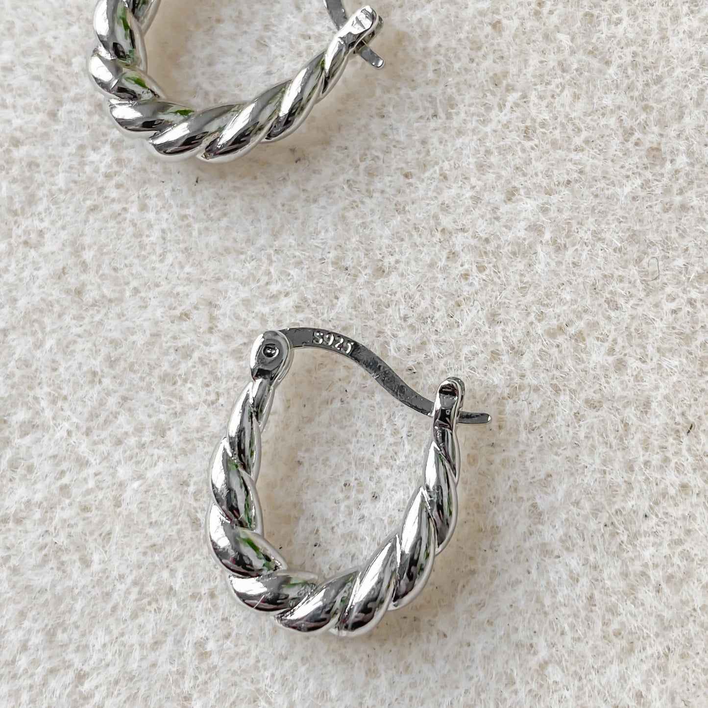 Sterling Silver 925 Textured Twisted Hoop Earrings | HÉRA