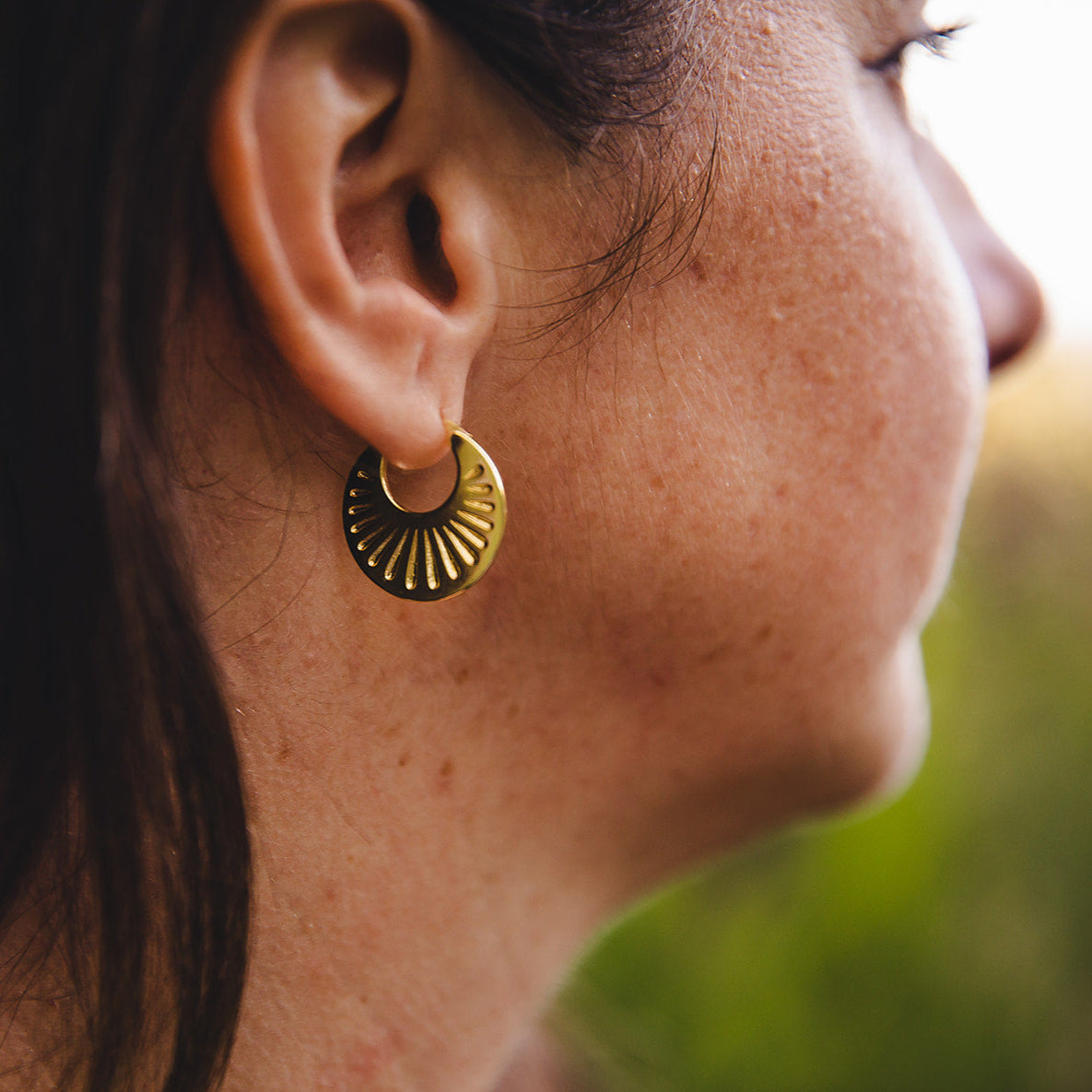 18K Gold Plated Sterling Silver Textured Hoop Earrings | HÉLIA