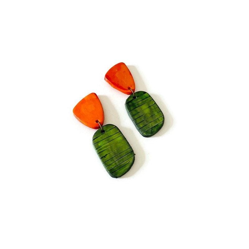 Boucles d'oreilles en argile bicolores faites à la main, à clous ou à clips - "Alex"
