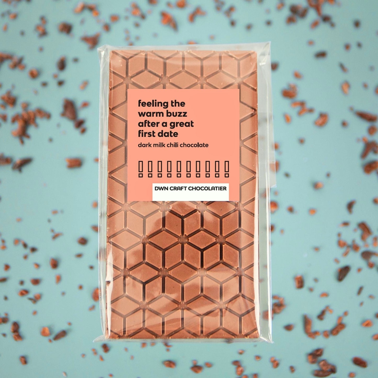 Tablette de chocolat noir au piment et au lait