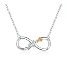 Rose Délicate : Ras-de-cou en Argent Sterling avec Motif Infini