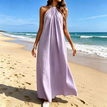 La robe pour femme présente une coupe décontractée sexy avec un dos nu.