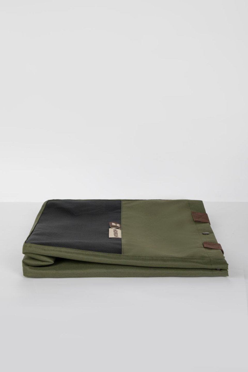 Sac de voyage pour animaux de compagnie à bandoulière Color-Block | Série Momopets™ GoBuddy