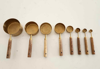 Measuring cup and spoon set