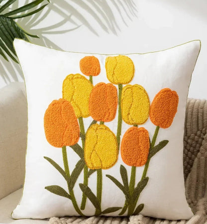 Housse de coussin décorative à broderies florales