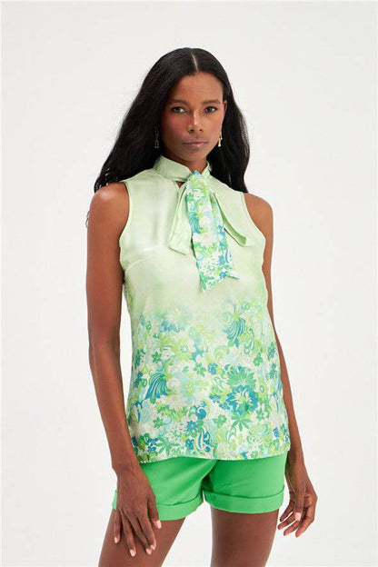 Chemisier détaillé à col lavallière, motif ombré floral - Vert
