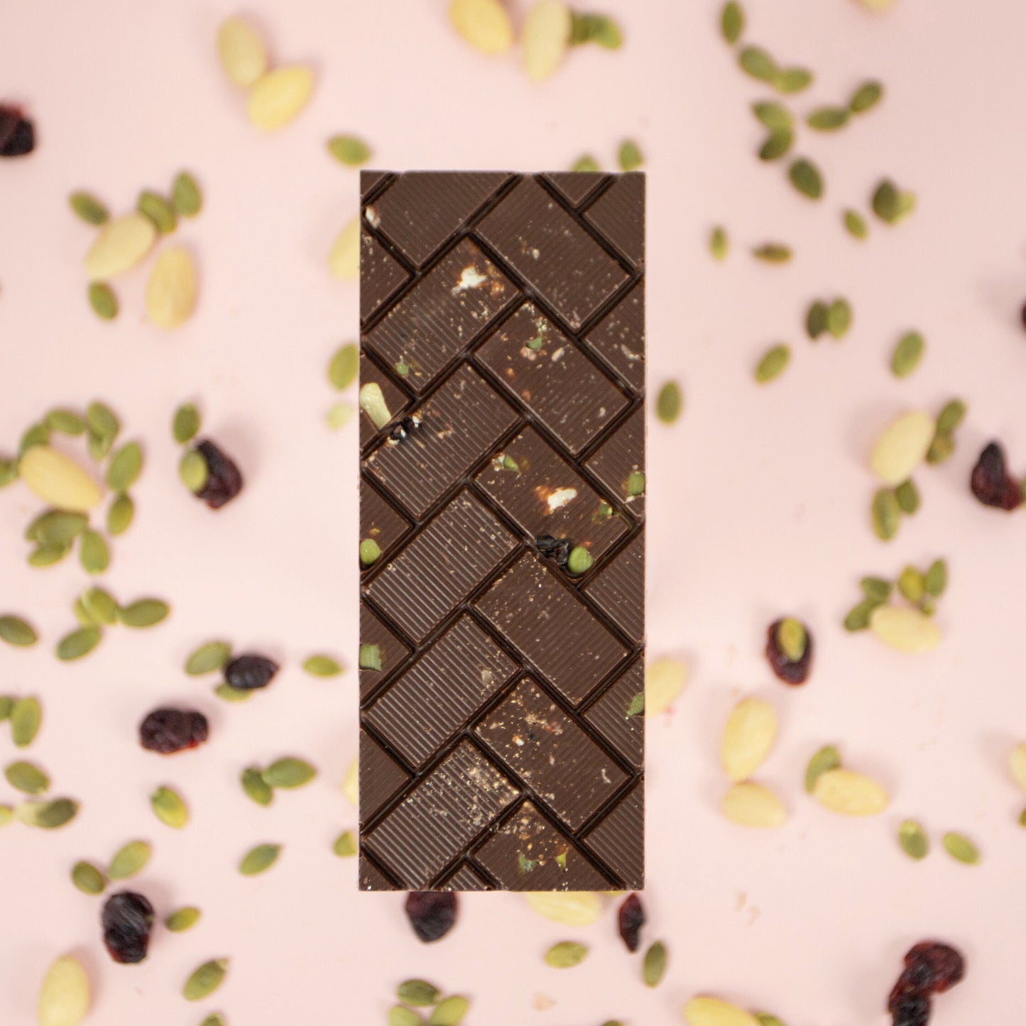 Barre de chocolat aux fruits et aux noix