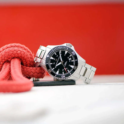 Montre Hamilton Khaki Navy Scuba Automatique 40 mm H82335131