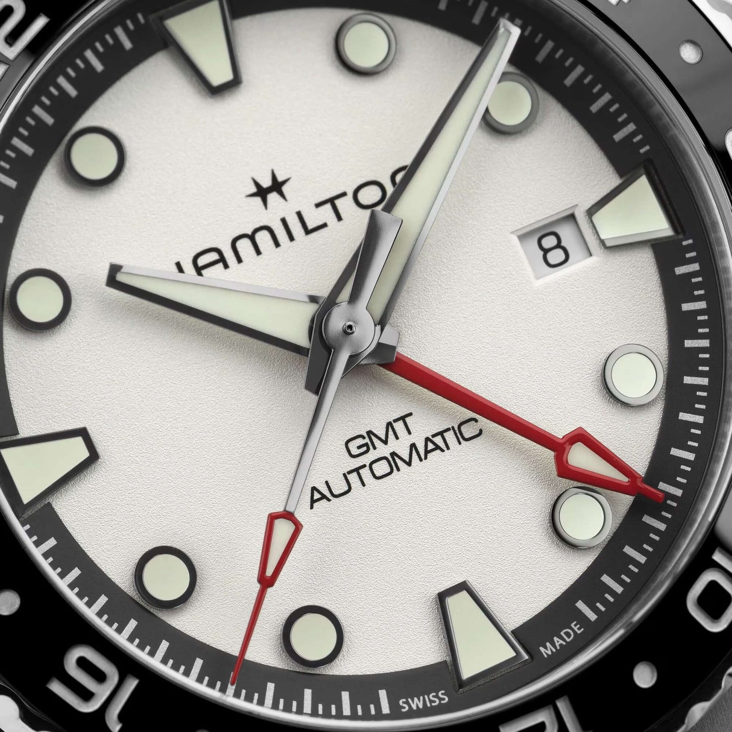 Montre Hamilton Khaki Navy Scuba Automatique GMT 43 mm H82555150