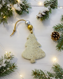 Ornement en forme de sapin de Noël fait à la main en argile et sable de plage de la Nouvelle-Écosse