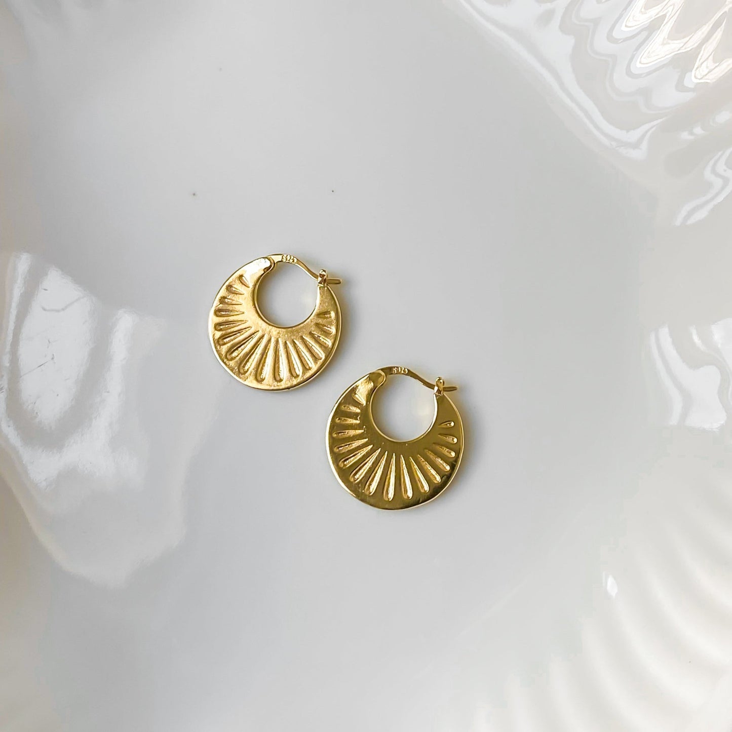 18K Gold Plated Sterling Silver Textured Hoop Earrings | HÉLIA