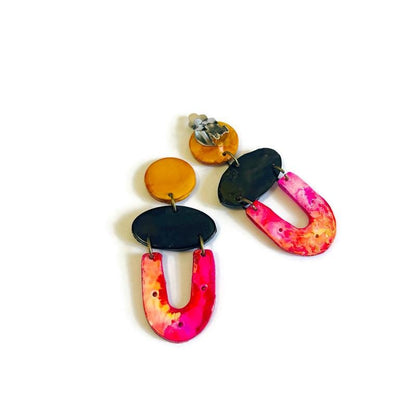 Boucles d'oreilles pendantes fantaisie vives et colorées faites à la main