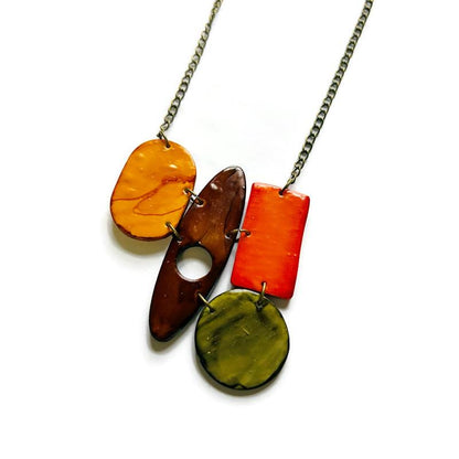 Gros collier plastron de style bohème ethnique