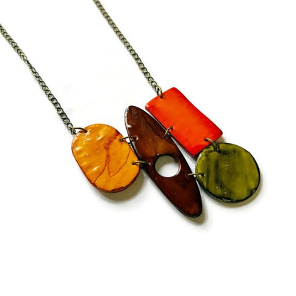 Gros collier plastron de style bohème ethnique