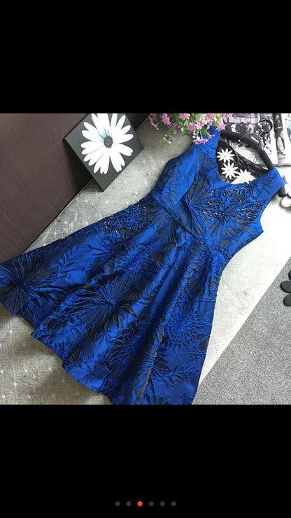 Robe Sasy évasée et perlée