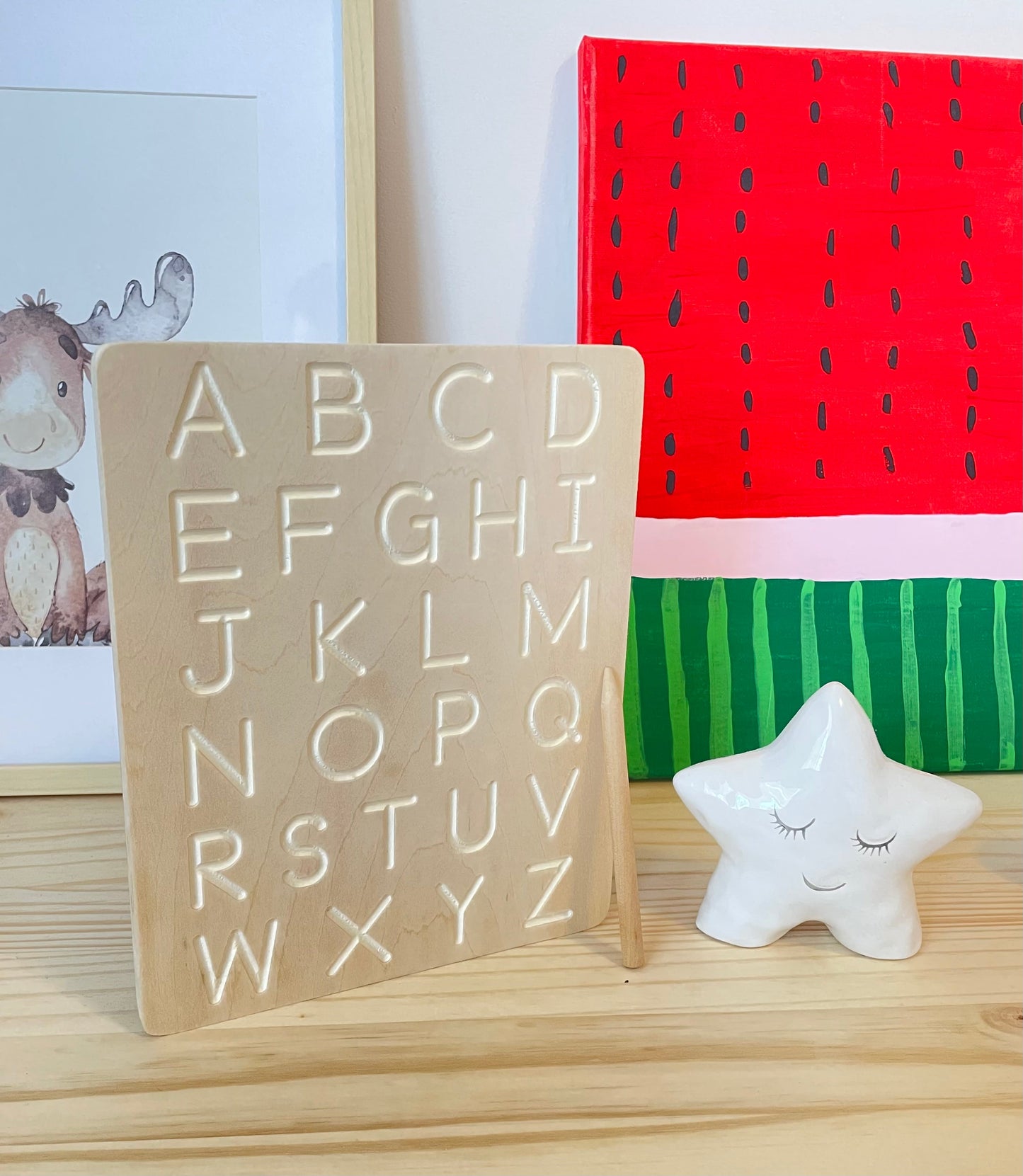 Tablette d'apprentissage en bois (alphabet et chiffres) avec stylet en bois