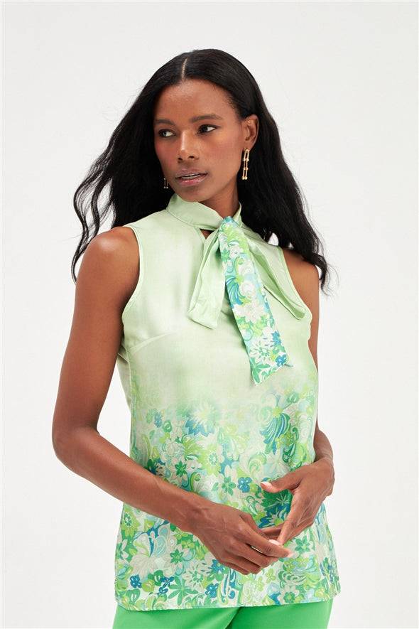 Chemisier détaillé à col lavallière, motif ombré floral - Vert