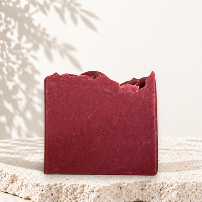 Savon au lait de chèvre JOVANA rose vanillée