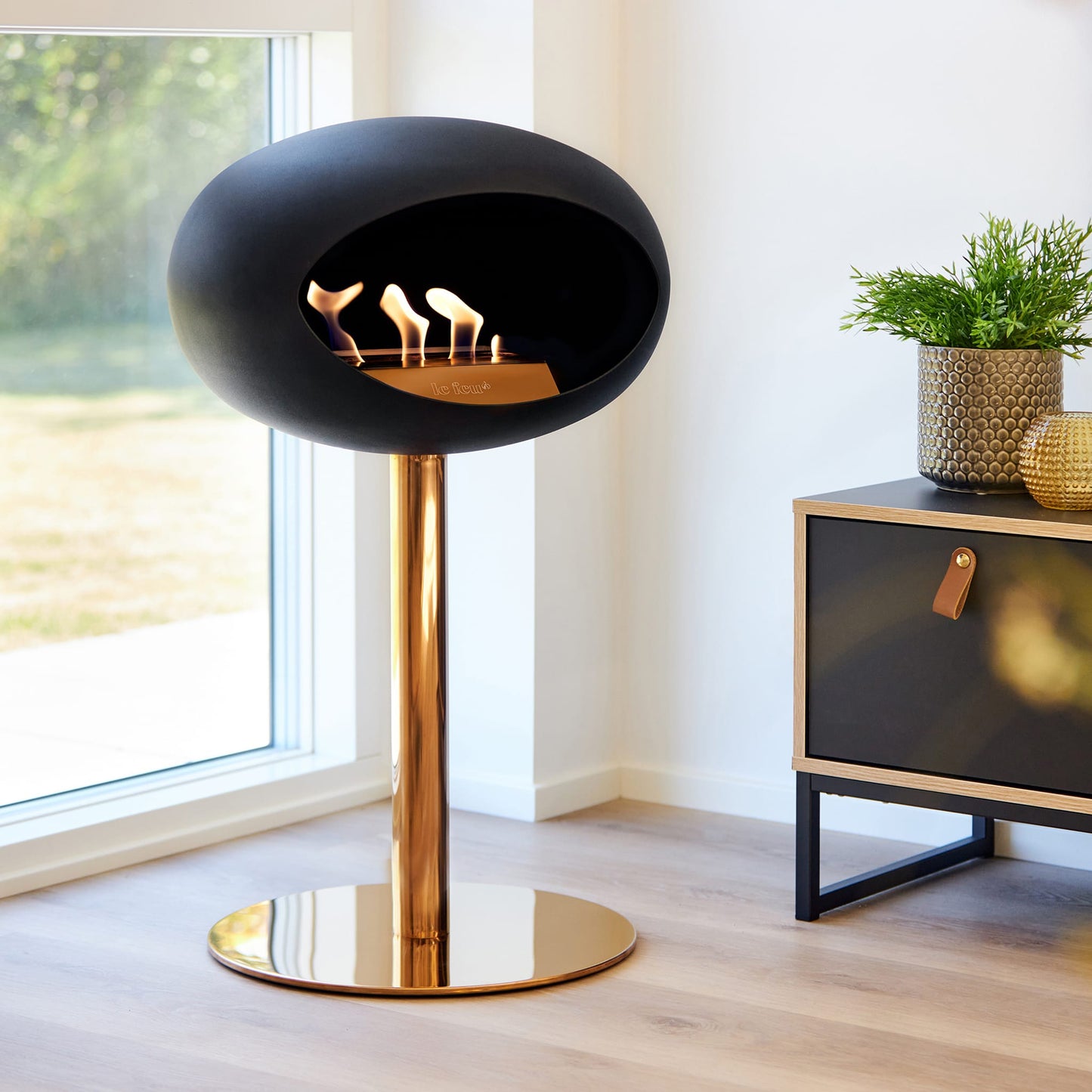 Le Feu Steel Low Dome <br>Noir