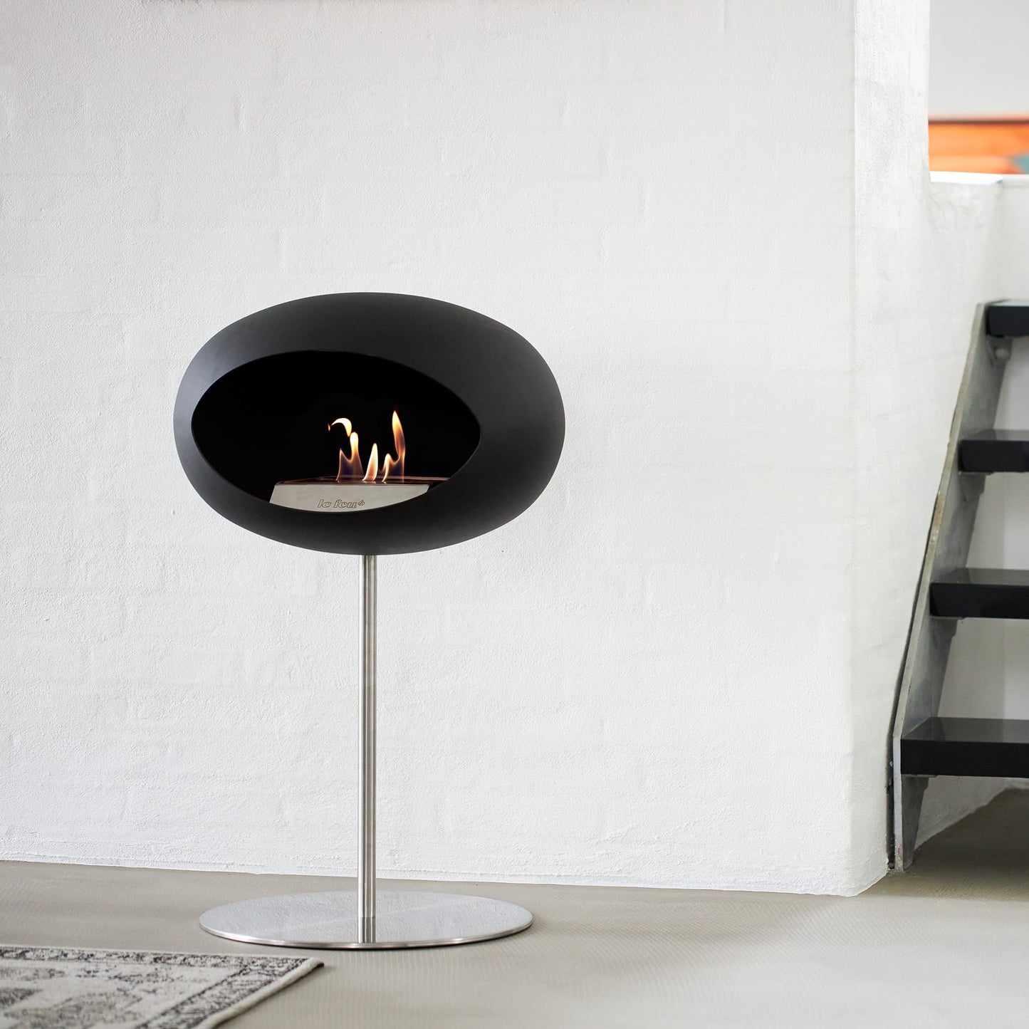 Le Feu Steel Low Dome <br>Noir