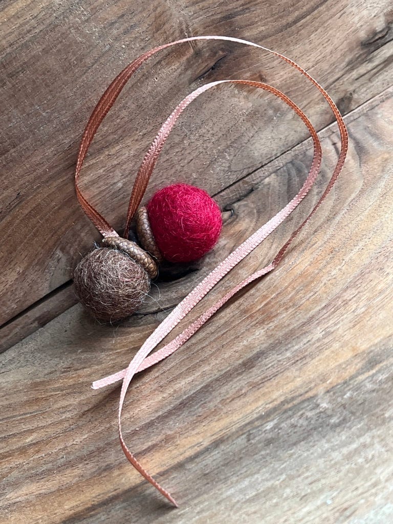 Double Felted Acorn | Claret & Chocolate | Aromatherapy Diffuser