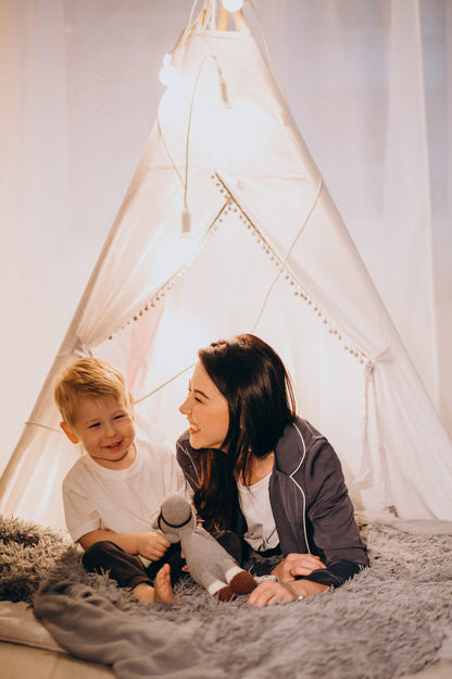 Grande tente de jeu tipi pliable en toile pour enfants avec lumières (blanc)