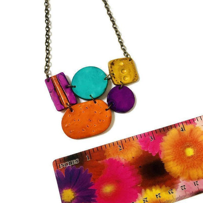 Parure de bijoux multicolore, collier et boucles d'oreilles, faits main en pâte polymère
