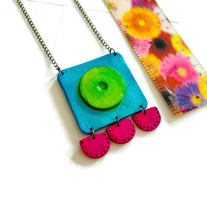 Boucles d'oreilles pendantes géométriques fluo, clous ou clips, argile polymère faite main