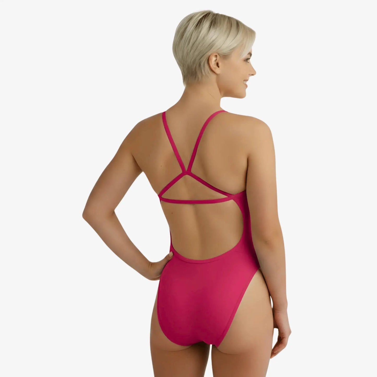 Maillot de bain de performance une pièce Berry à dos ouvert par Norca