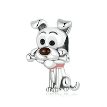 Adorablement Canin : Un Charm Chien Débordant de Joie