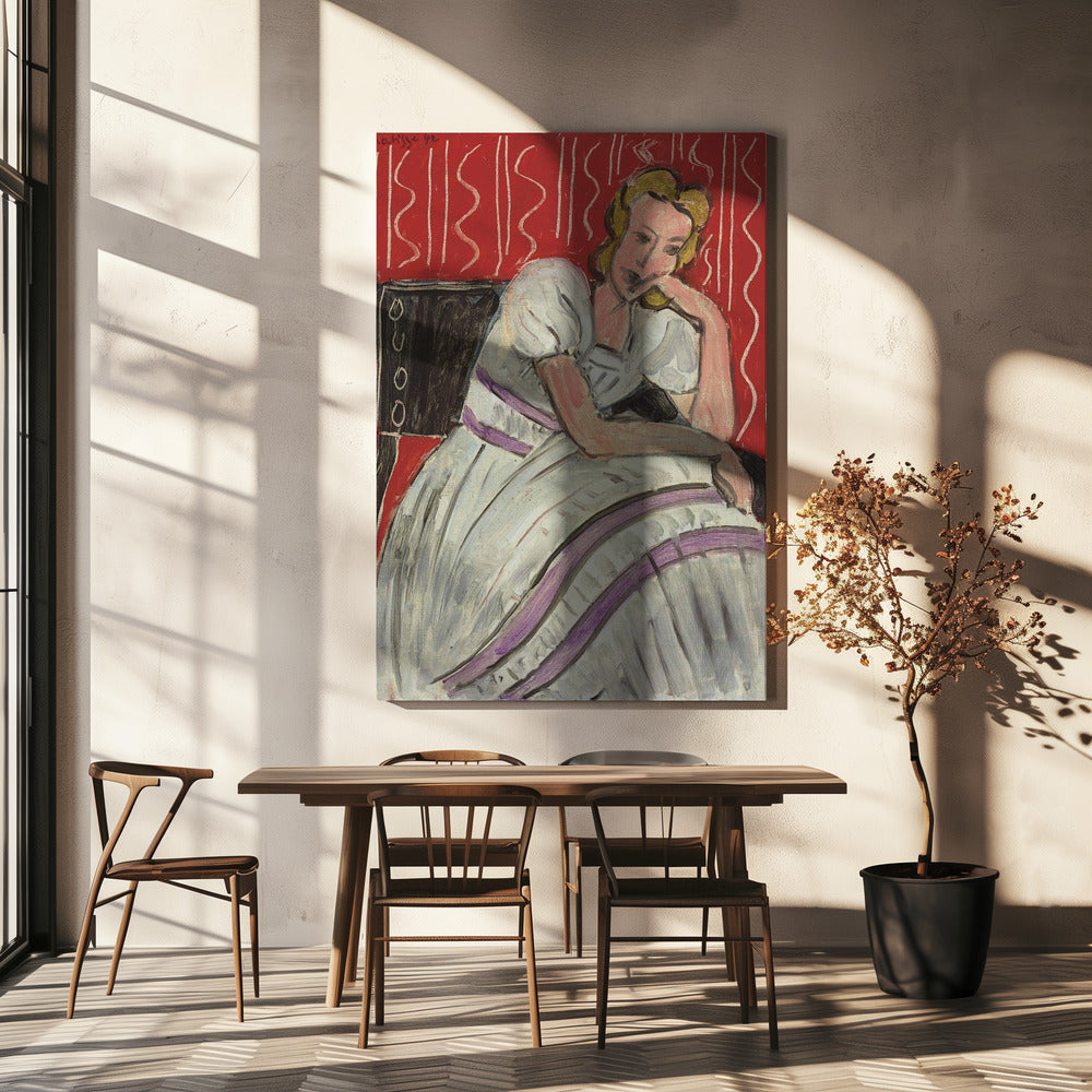 Tableau mural Jeune femme assise en robe grise