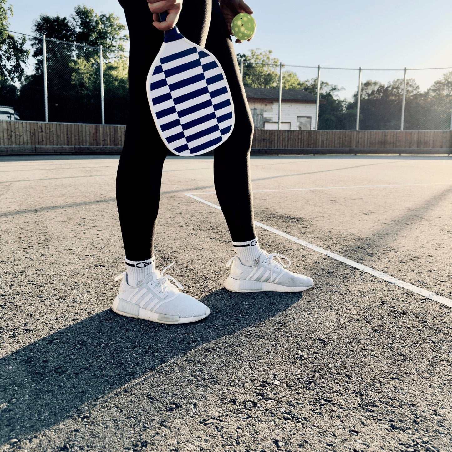 Quarter Pro - White