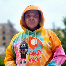 Chandail à capuchon « Land Back » (Exclusif)