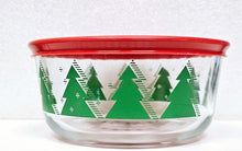 Plat de conservation Pyrex de 4 tasses - Sapins de Noël