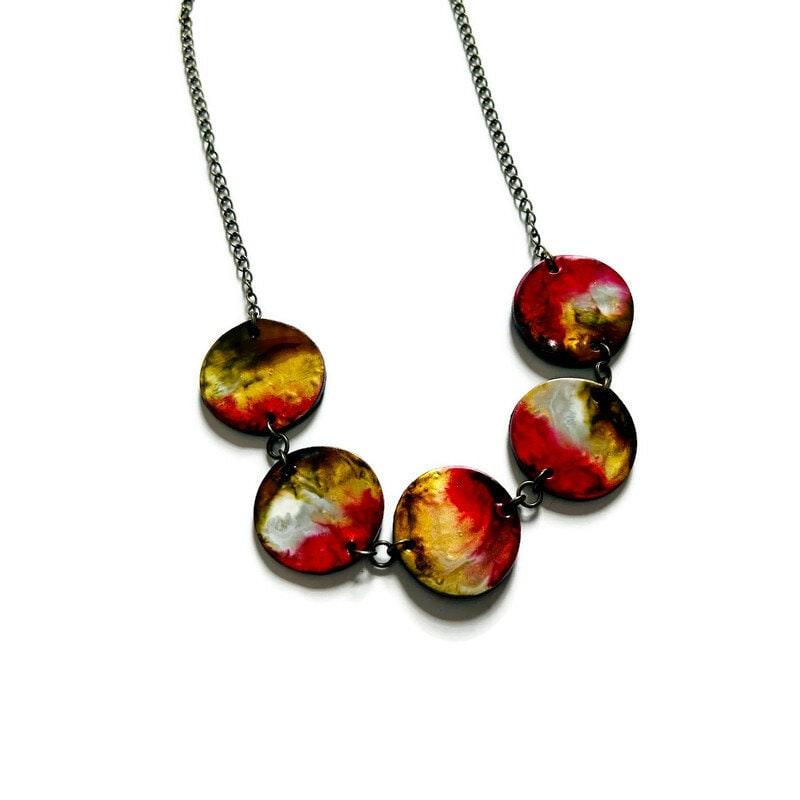 Parure Collier et Boucles d'Oreilles Rustiques à Perles, Faits à la Main en Argile et Peints à l'Encre à Alcool