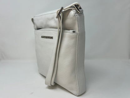 White Leather Crossbody Bag | Gisèle
