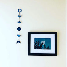 Petite tenture murale Phases de la Lune Bleue