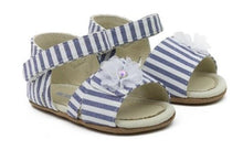Robeez First Kicks Camellia