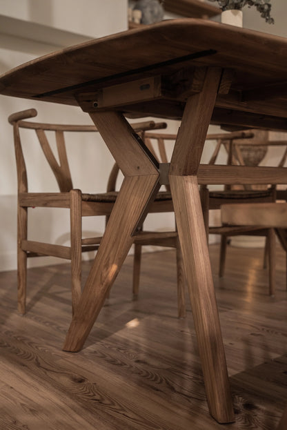 Table de Salle à Manger Kupu-kupu Ellipse | dBodhi